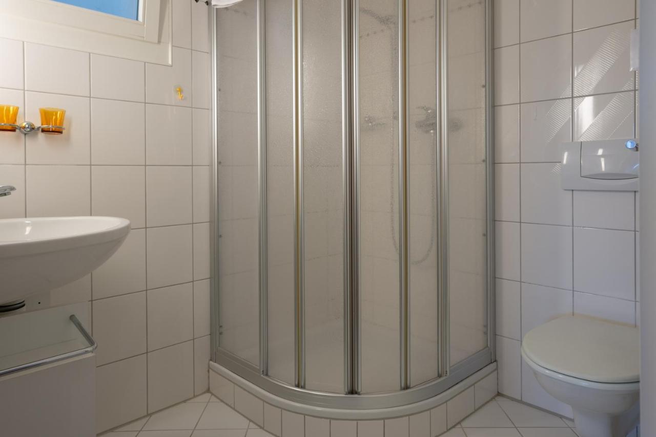 Grava - Ferienwohnung Fuer Max. 2 Personen Laax Exterior foto